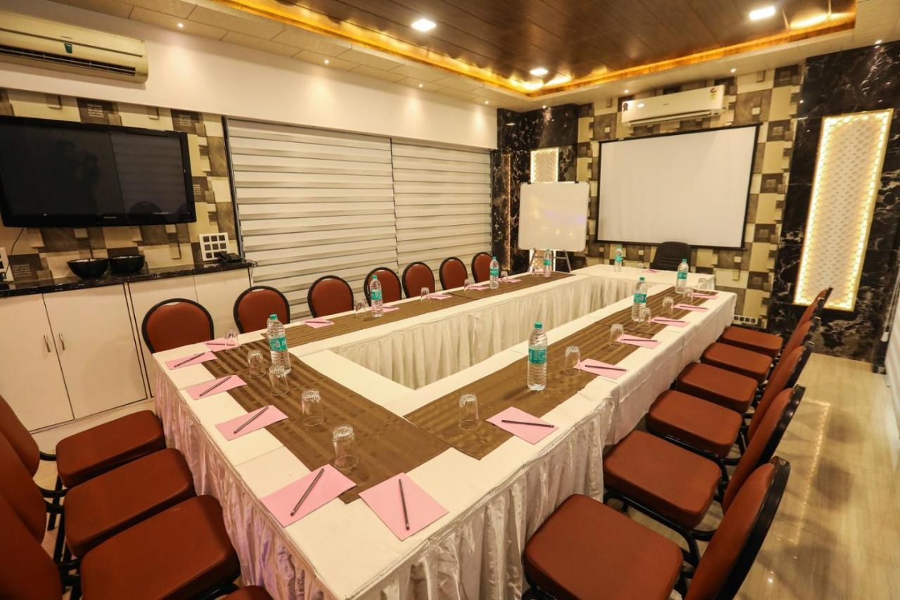 Jyoti Dwelling Hotel Bombay Exterior foto